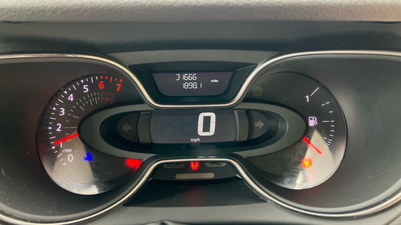 Renault Captur 0.9 TCE 90 Play 5dr Petrol Hatchback